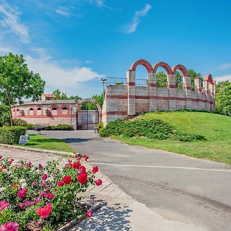 Hotell Santa Maria 2*