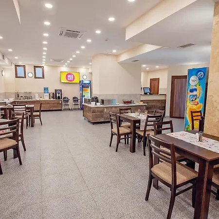 Santa Maria Hotel 2*